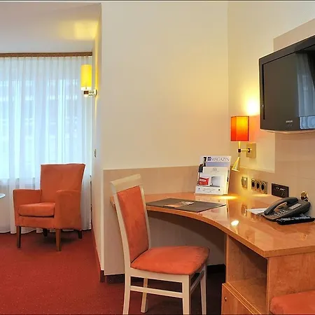מלון Essener Hof; Sure Collection By Western 4*