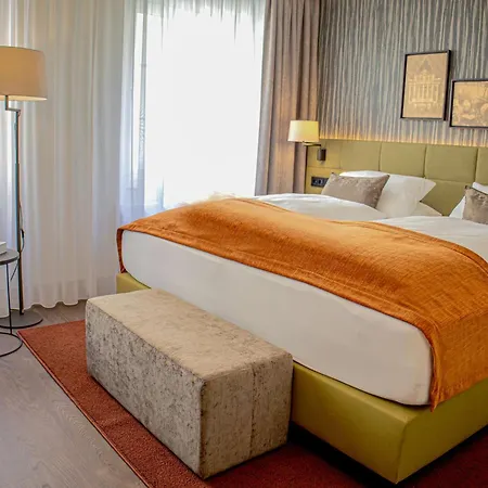 מלון Essener Hof; Sure Collection By Western 4*